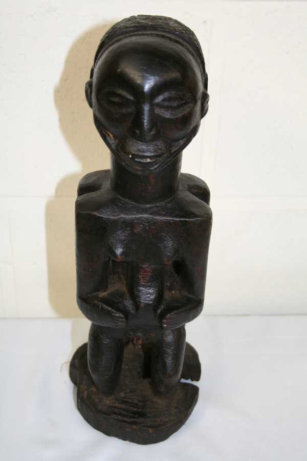 Hemba(janus), d`afrique : R.D.du Congo, statuette Hemba(janus), masque ancien africain Hemba(janus), art du R.D.du Congo - Art Africain, collection privées Belgique. Statue africaine de la tribu des Hemba(janus), provenant du R.D.du Congo,   1611: Petite statuette janiforme,connue sous le nom de kabéja;Elles ont le crâne évidé contenant des substances magiques et représentent l